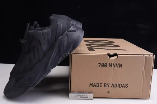 Black 700 Adidas Triple FV4440 MNVN Boost Yeezy 0519